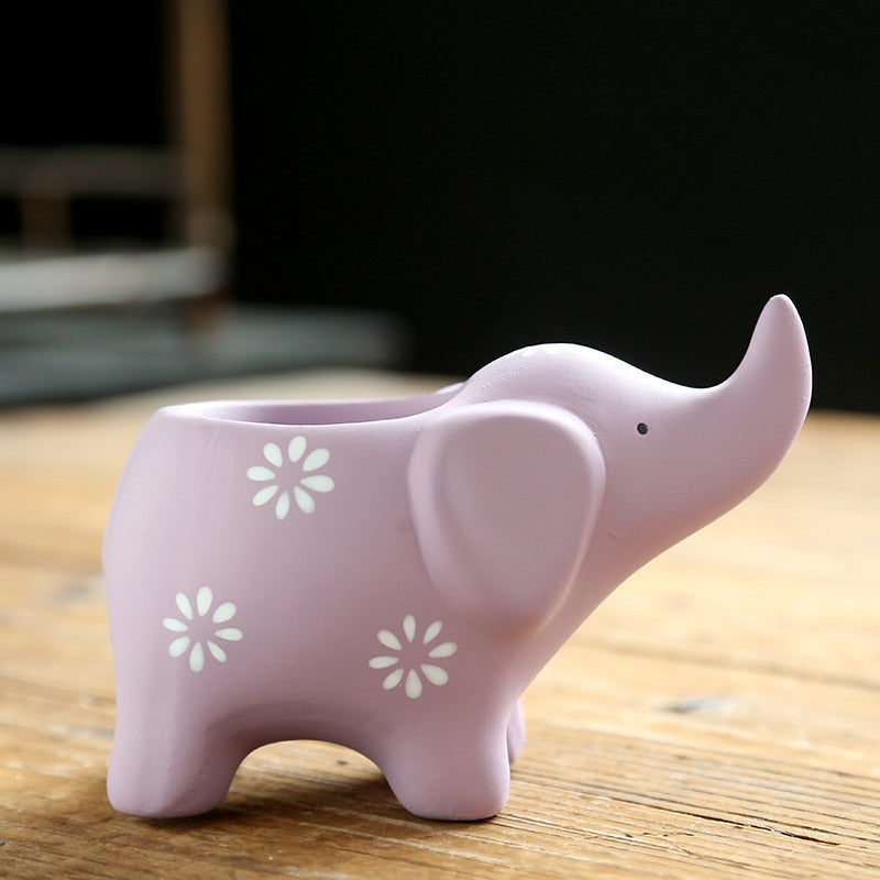 Cache-pot bébé éléphant céramique violet lavande — motifs fleurs blanches, pot succulentes kawaii artisanal