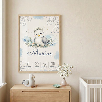 Affiche Marius encadrée dans une chambre de bébé au thème marin