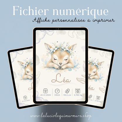 Affiche numérique Léa présentée sur trois tablettes