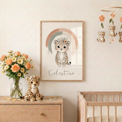 Célestine dans une chambre de bébé assortie