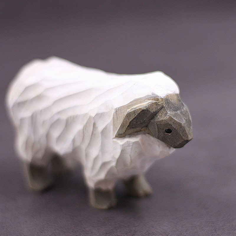 Mouton en Bois de Tilleul – Figurine Facette Artisanale Fait Main