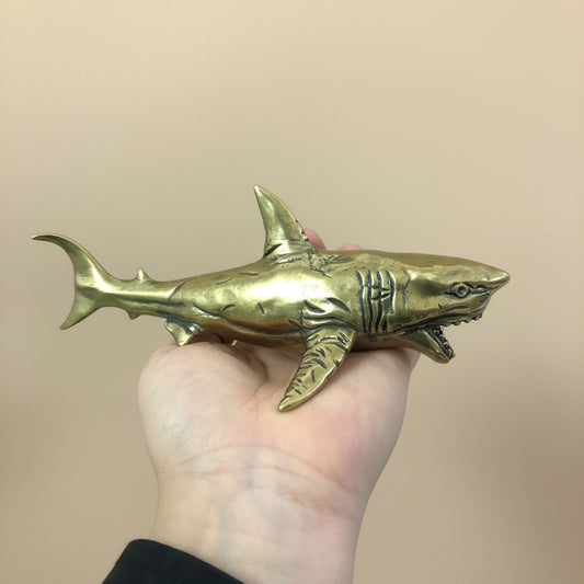 figurine laiton requin