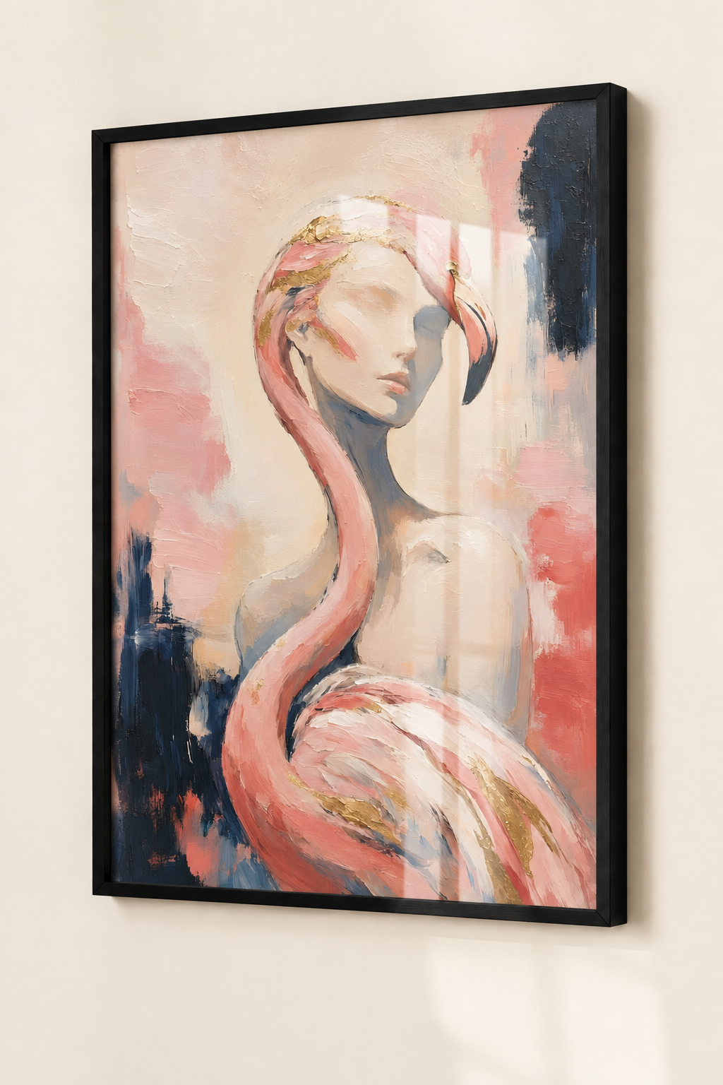 Affiche femme et flamant rose encadrée en noir avec reflet discret sur le plexiglas