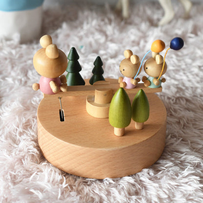 Boîte à musique en bois personnalisée - la balançoire des oursons