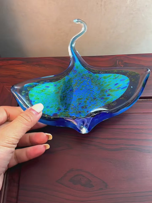 Raie Manta en Verre Coloré – Figurine Décorative Marine Fait Main