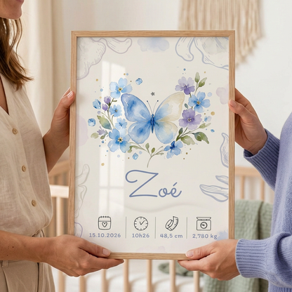 Zoé offerte en cadeau dans un cadre A4 en bois clair avec plexiglas